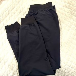 Lululemon joggers.